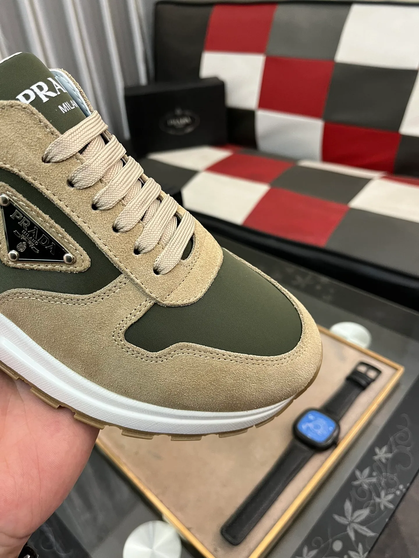 Men's shoes 💰540⌚️⌚️【PRADA】Prada - High-end quality casual sports shoes - Upper: calfskin shoe body with branded metal fasteners, - Inner lining: breathable leather lining - Outsole: ultra-light TPU foam·rubber; molded outsole -Super high quality control·Fine workmanship: highlighted (high-end·luxury·grade) -Size: 38-444️⃣Colors available